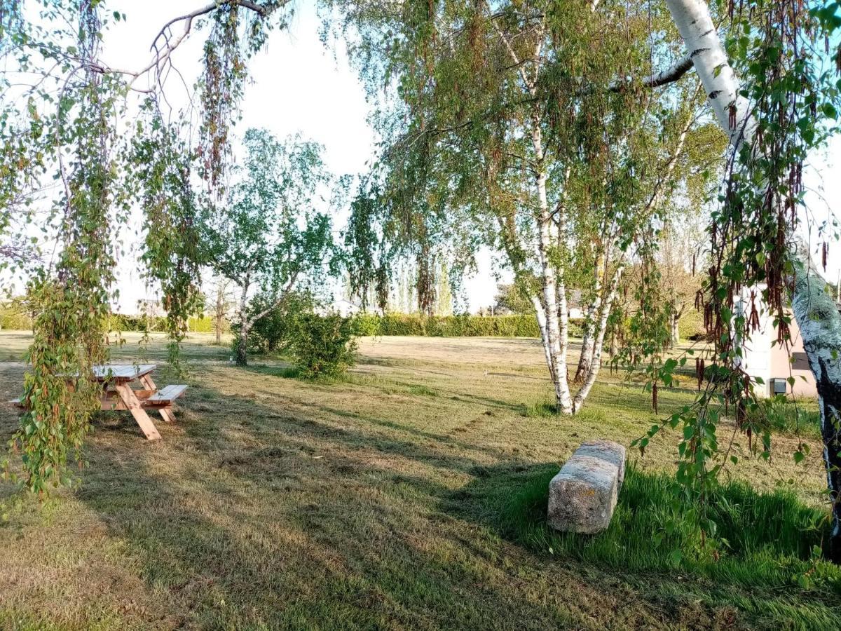 Villa Le Grand Pre Longué Esterno foto